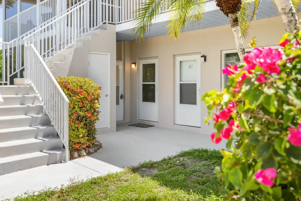 601 Periwinkle Way Sanibel FL 33957