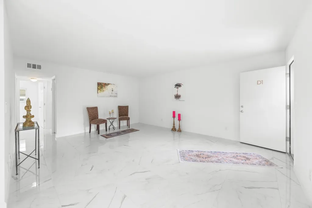 601 Periwinkle Way Sanibel FL 33957