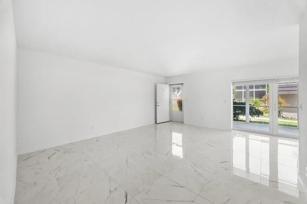 601 Periwinkle Way Sanibel FL 33957