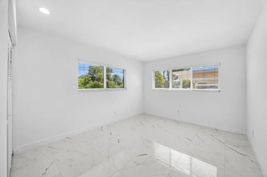 601 Periwinkle Way Sanibel FL 33957