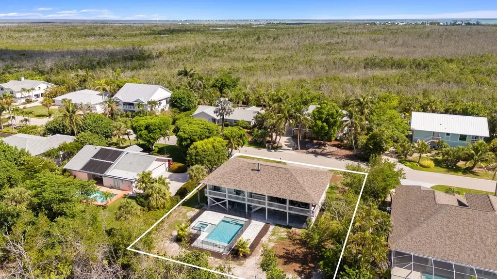 1448 Albatross Road Sanibel FL 33957