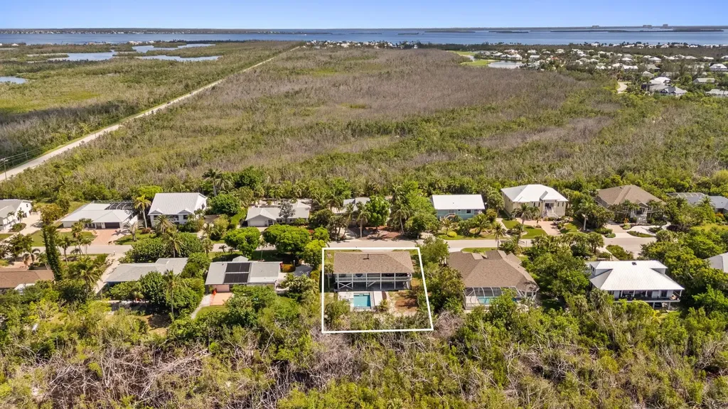 1448 Albatross Road Sanibel FL 33957