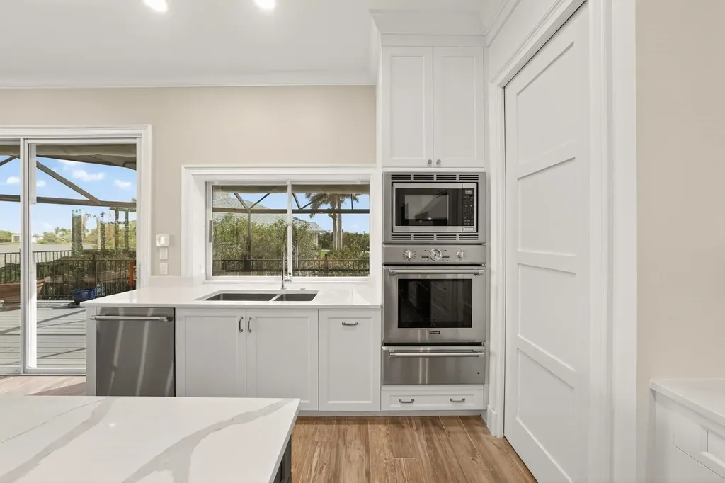 1537 Sand Castle Road Sanibel FL 33957