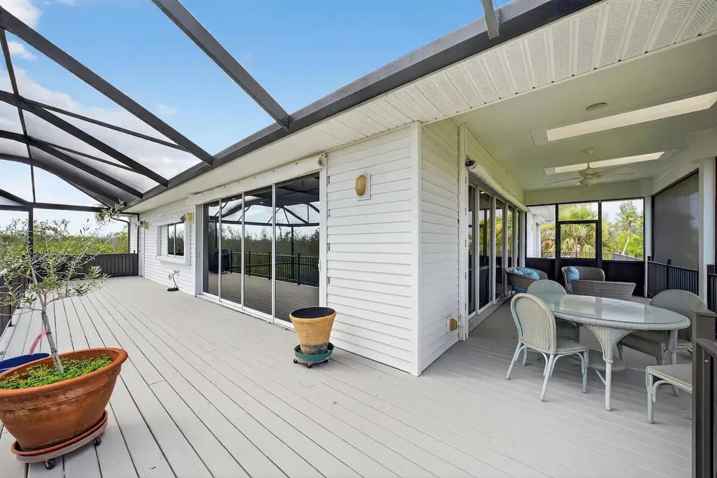 1537 Sand Castle Road Sanibel FL 33957