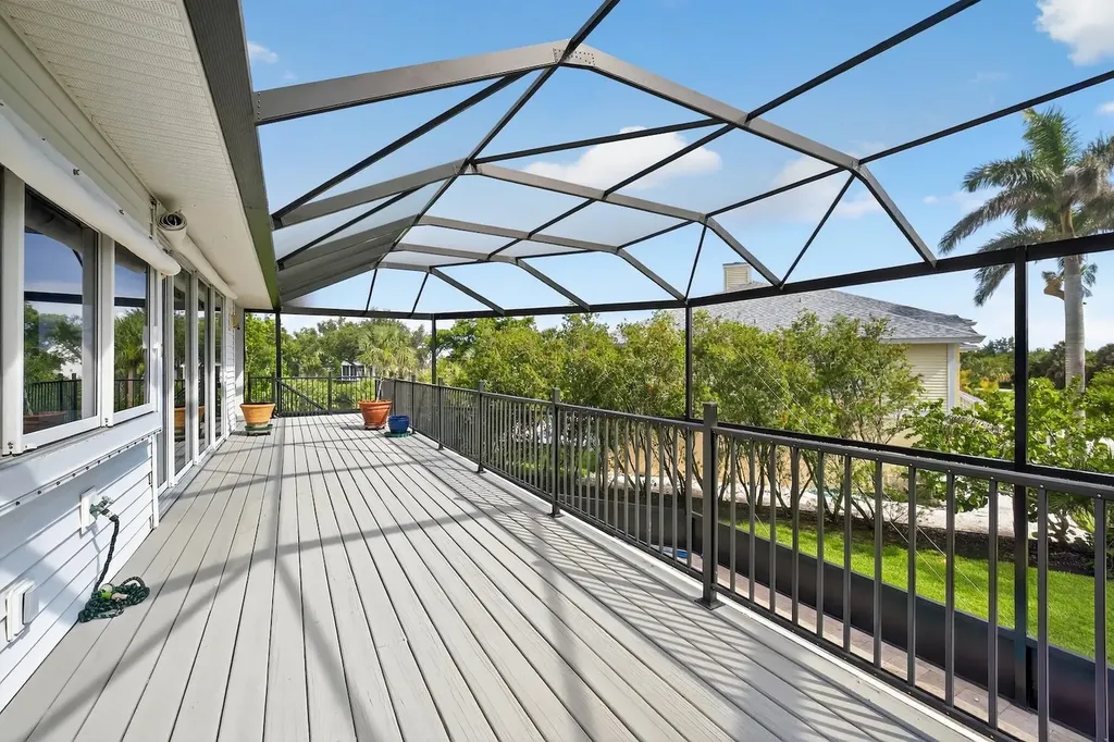 1537 Sand Castle Road Sanibel FL 33957