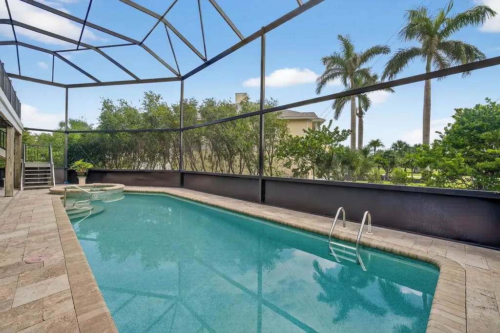 1537 Sand Castle Road Sanibel FL 33957