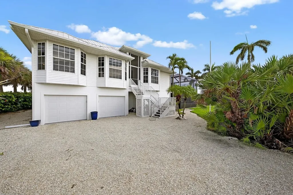 1537 Sand Castle Road Sanibel FL 33957