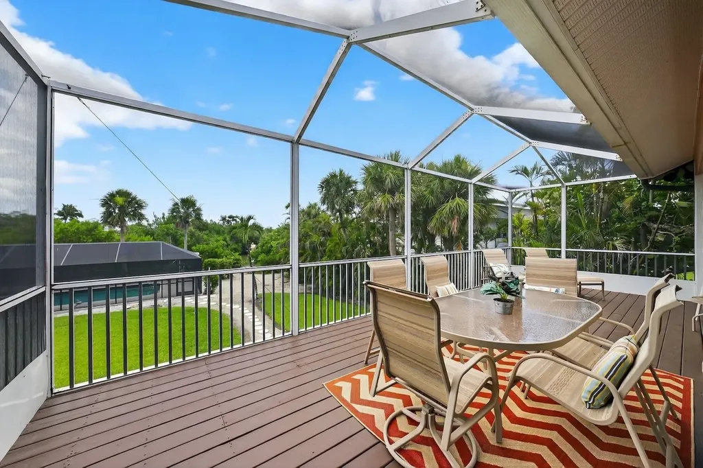 6120 Henderson Road Sanibel FL 33957