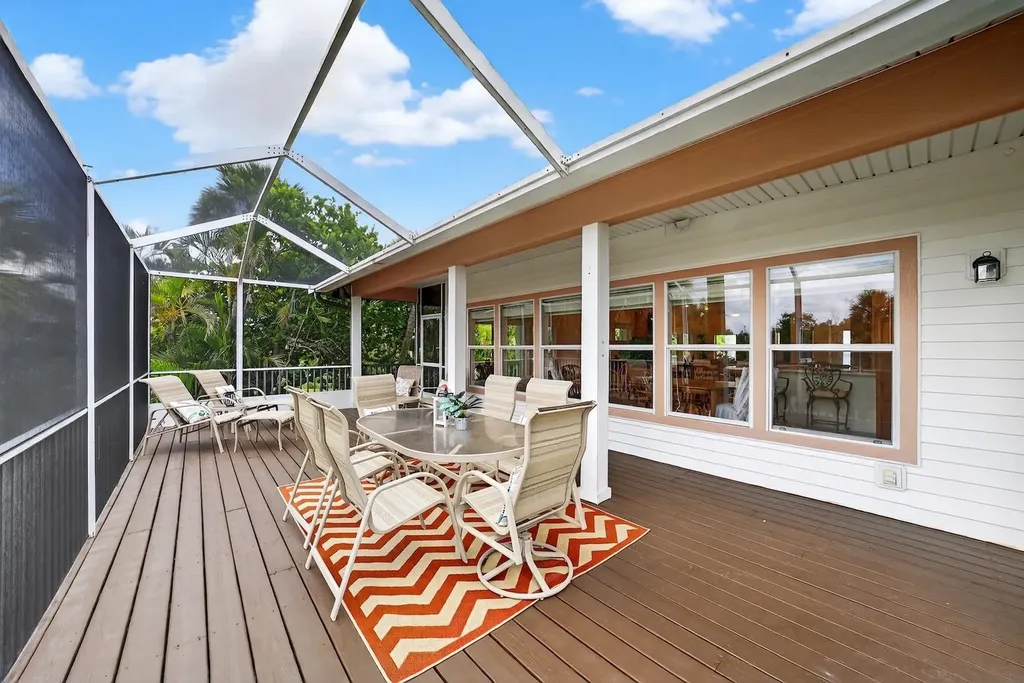 6120 Henderson Road Sanibel FL 33957