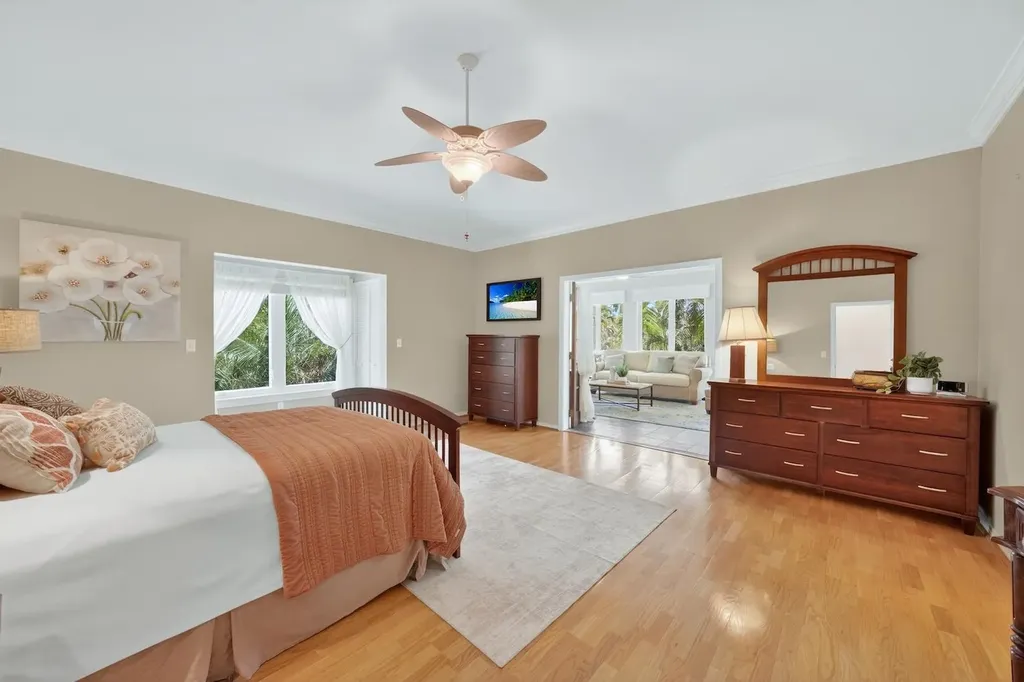 6120 Henderson Road Sanibel FL 33957