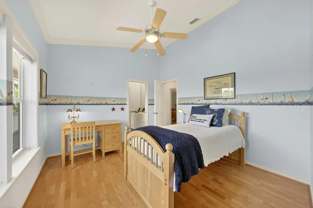 6120 Henderson Road Sanibel FL 33957