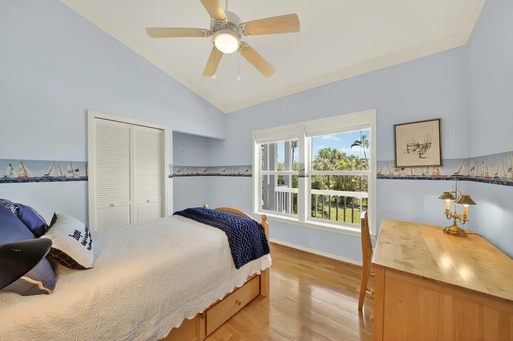 6120 Henderson Road Sanibel FL 33957