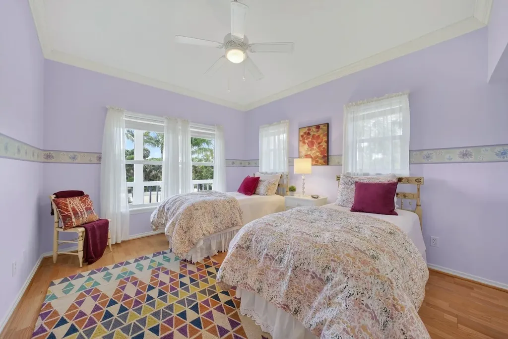 6120 Henderson Road Sanibel FL 33957