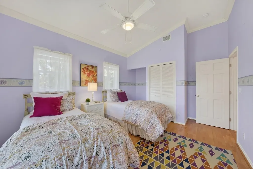 6120 Henderson Road Sanibel FL 33957