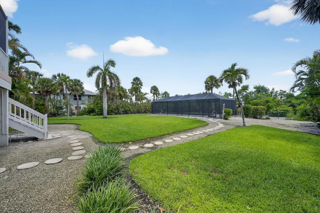 6120 Henderson Road Sanibel FL 33957