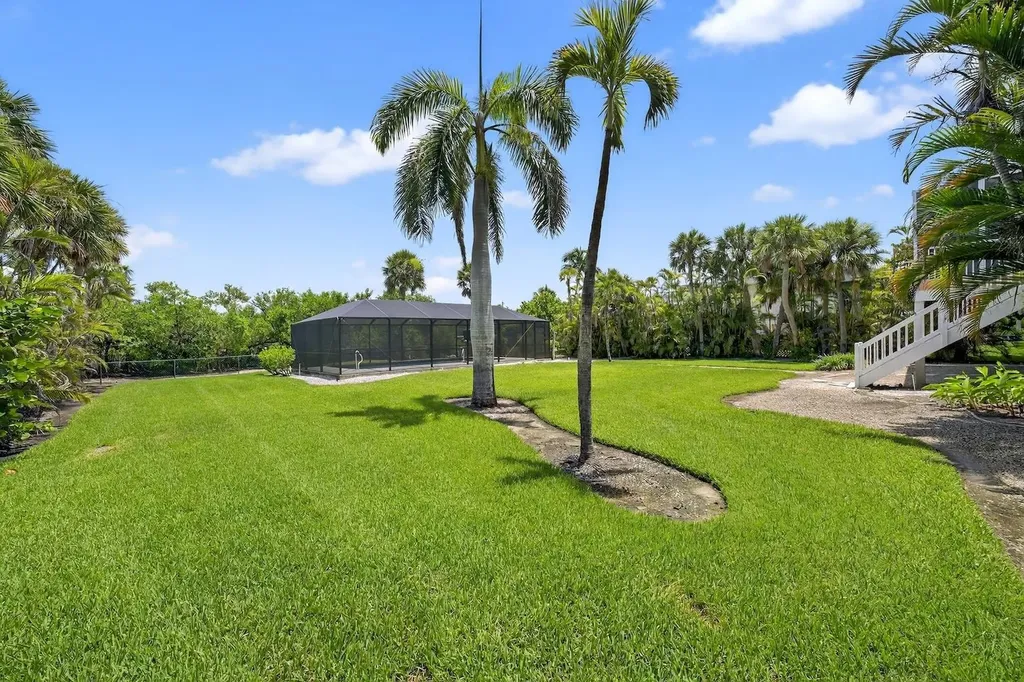 6120 Henderson Road Sanibel FL 33957