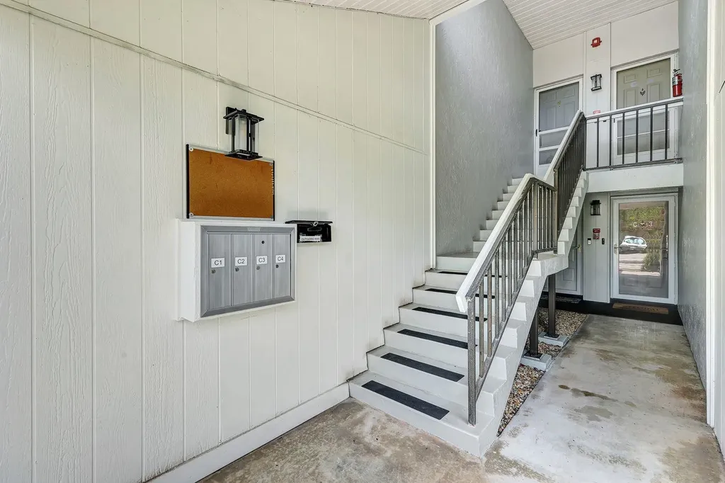 7105 Quail Run Court W Fort Myers FL 33908