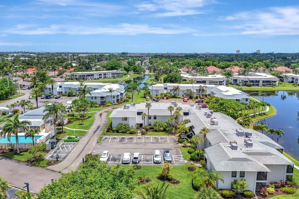 7105 Quail Run Court W Fort Myers FL 33908