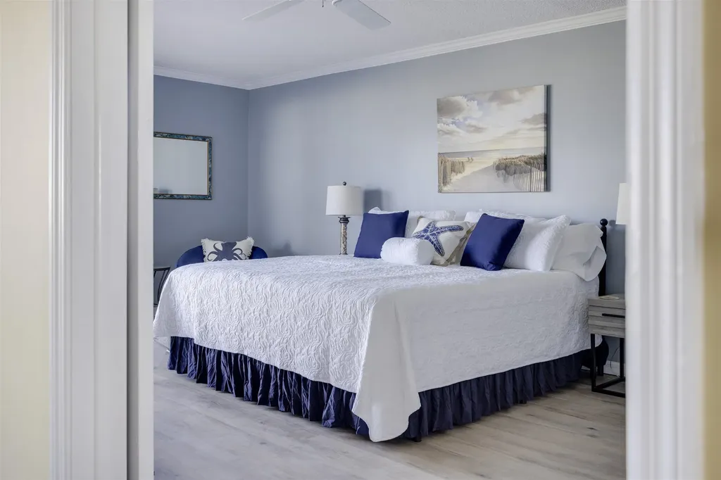 2445 W Gulf Drive Sanibel FL 33957