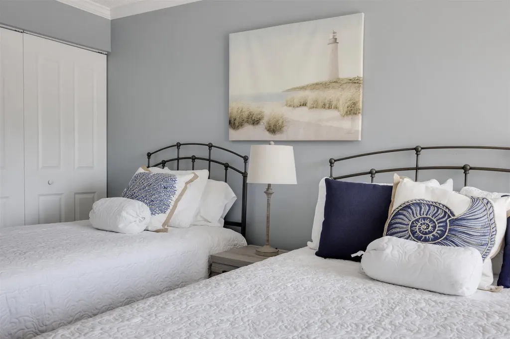 2445 W Gulf Drive Sanibel FL 33957