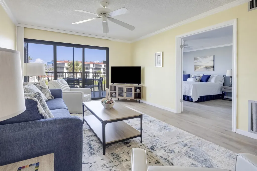 2445 W Gulf Drive Sanibel FL 33957