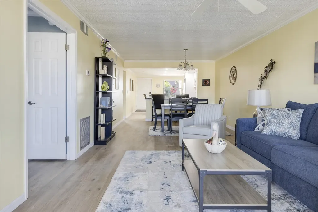 2445 W Gulf Drive Sanibel FL 33957