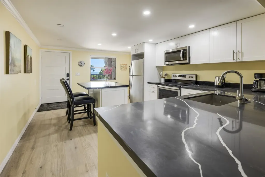 2445 W Gulf Drive Sanibel FL 33957