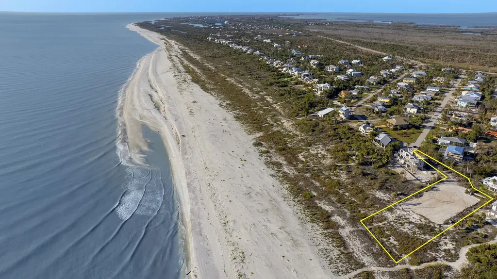 4741 Tradewinds Drive Sanibel FL 33957