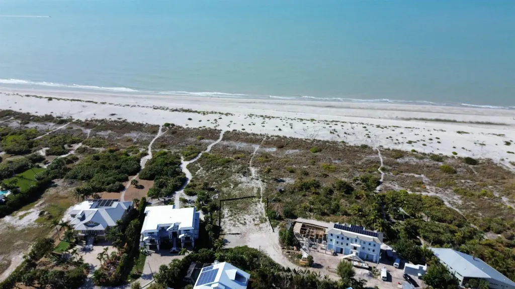 4741 Tradewinds Drive Sanibel FL 33957