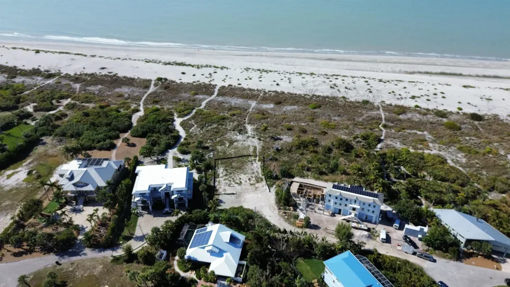 4741 Tradewinds Drive Sanibel FL 33957