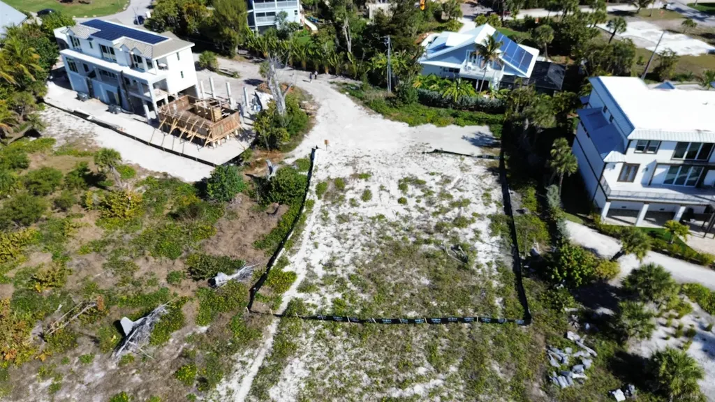 4741 Tradewinds Drive Sanibel FL 33957