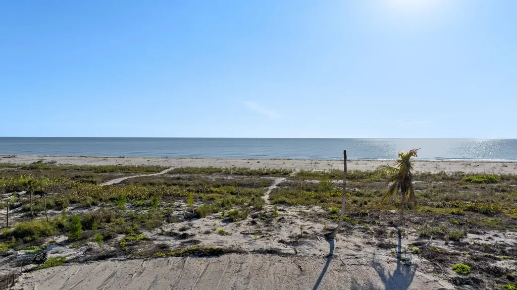 4741 Tradewinds Drive Sanibel FL 33957