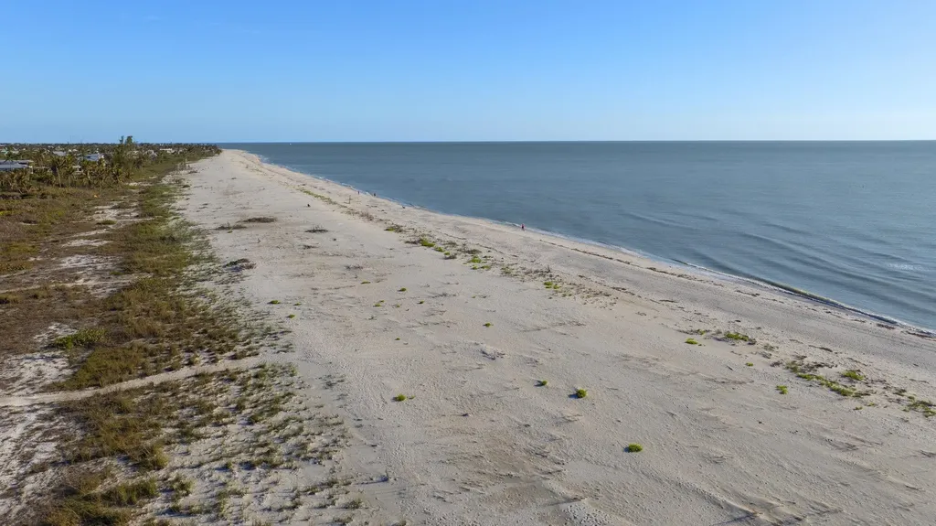 4741 Tradewinds Drive Sanibel FL 33957