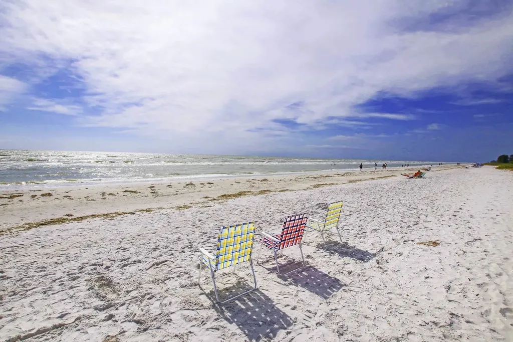 827 E Gulf Drive Sanibel FL 33957