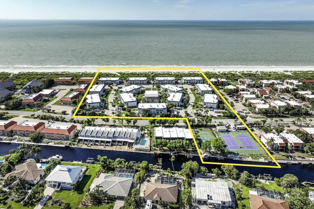 827 E Gulf Drive Sanibel FL 33957