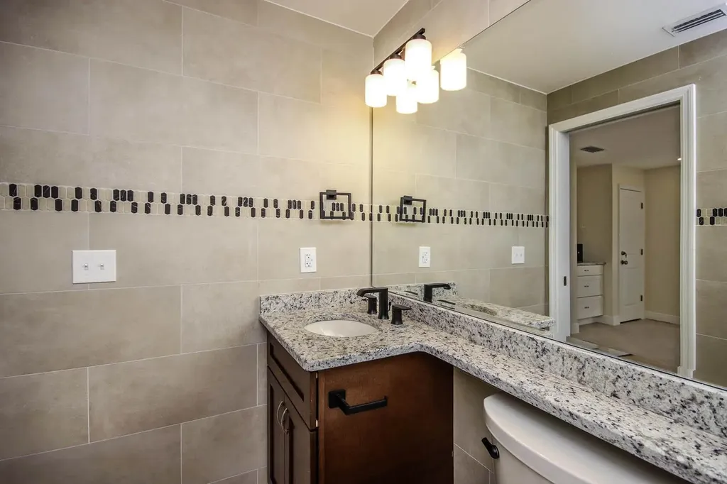 827 E Gulf Drive Sanibel FL 33957