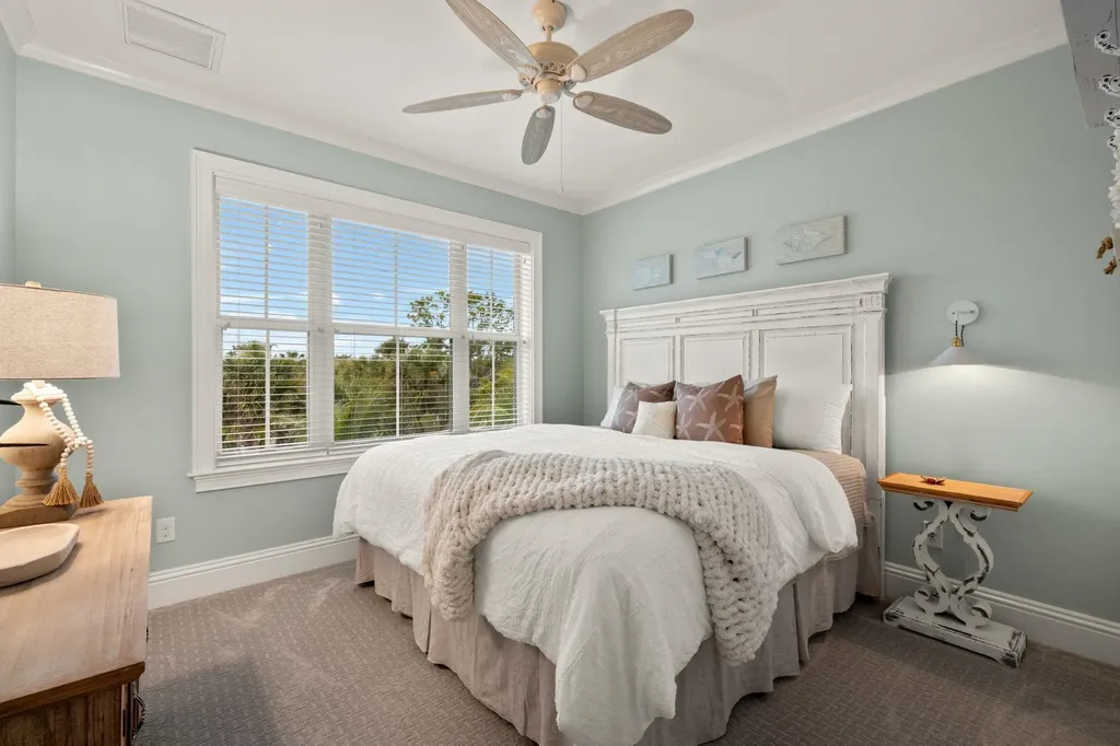 1114 Seagrape Lane Sanibel FL 33957