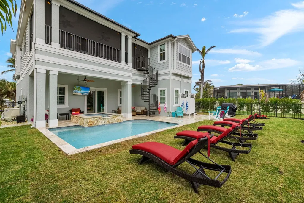 1114 Seagrape Lane Sanibel FL 33957