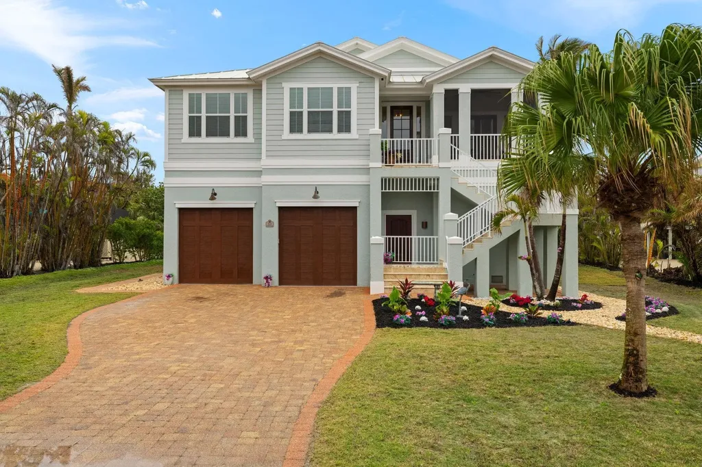 1114 Seagrape Lane Sanibel FL 33957
