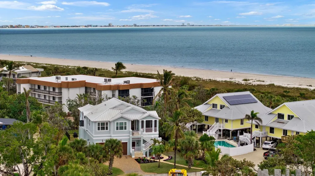 1114 Seagrape Lane Sanibel FL 33957