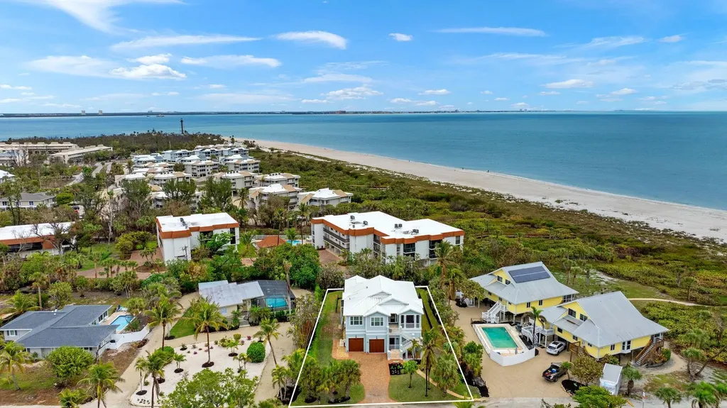 1114 Seagrape Lane Sanibel FL 33957