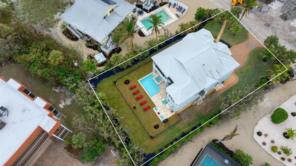 1114 Seagrape Lane Sanibel FL 33957