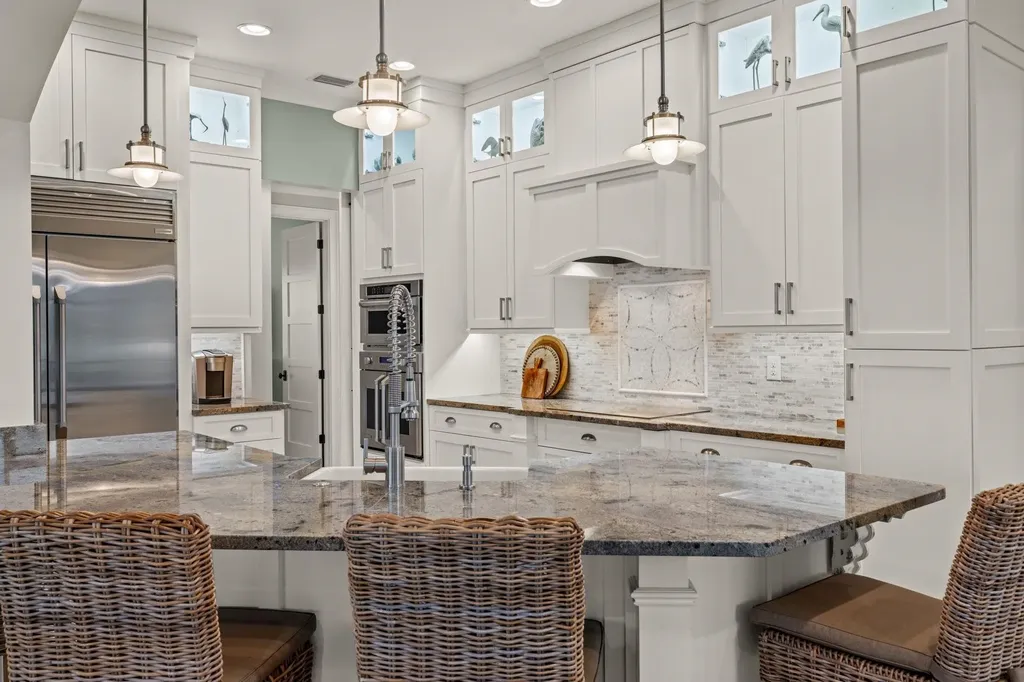 1114 Seagrape Lane Sanibel FL 33957
