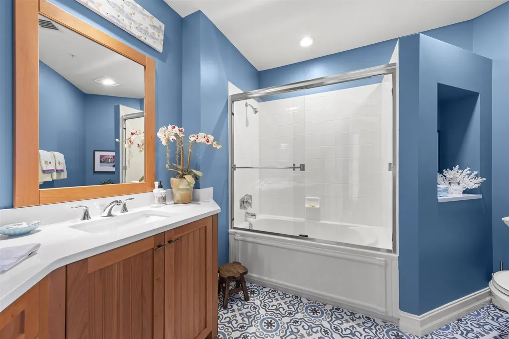 5657 Baltusrol Court Sanibel FL 33957