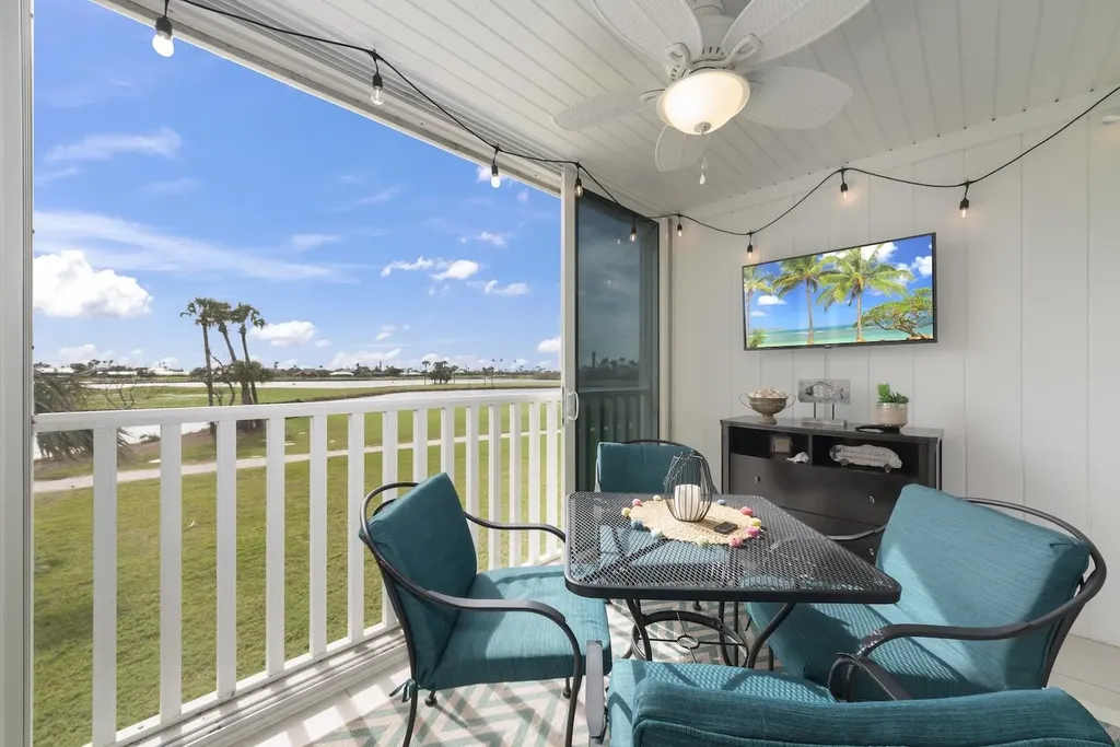 1651 Sand Castle Road Sanibel FL 33957