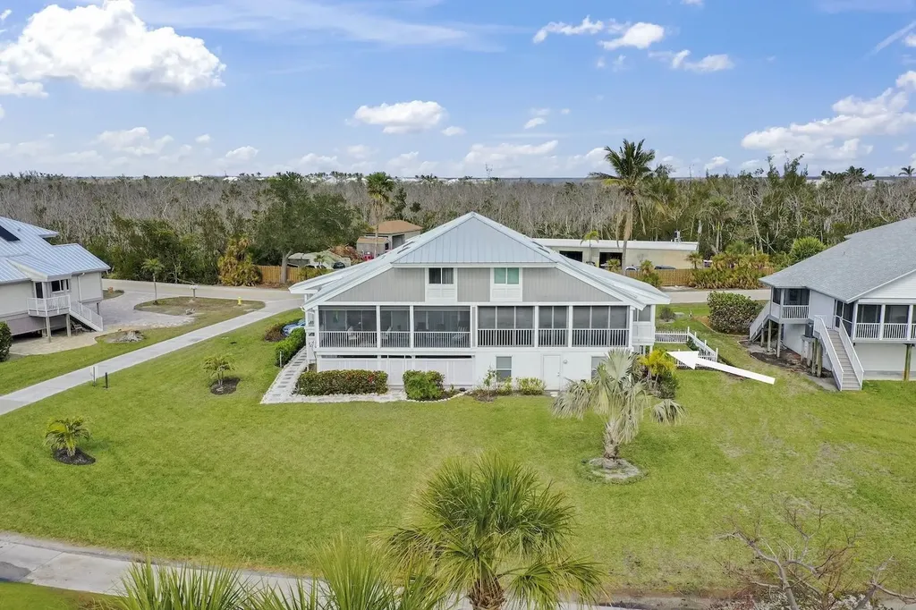 1651 Sand Castle Road Sanibel FL 33957