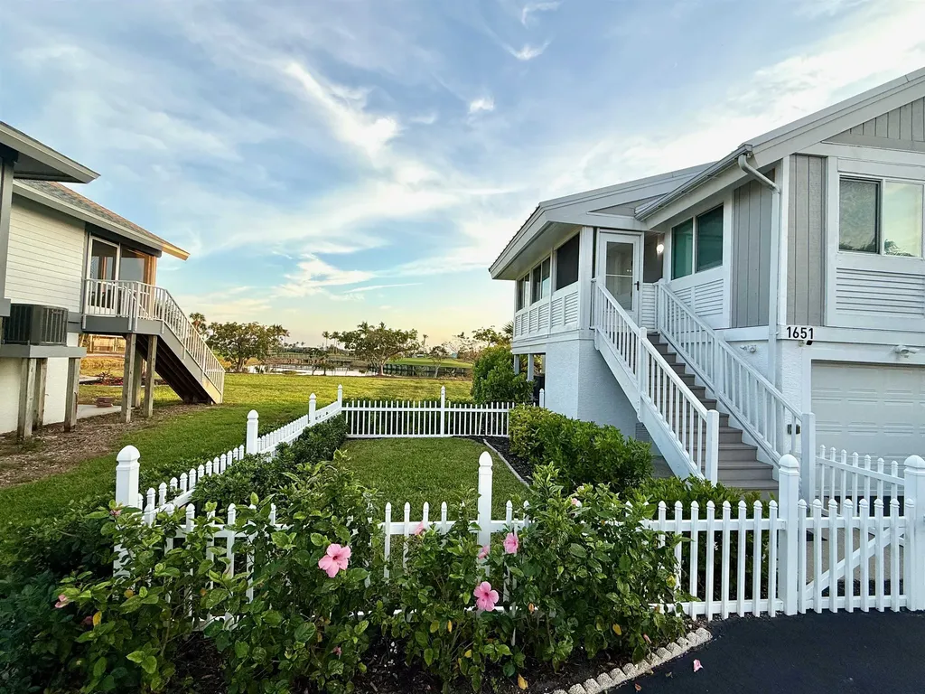 1651 Sand Castle Road Sanibel FL 33957