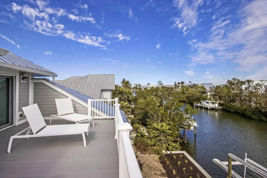 1656 Hibiscus Drive Sanibel FL 33957