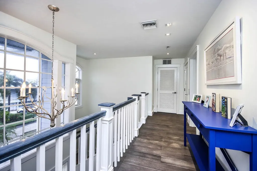 1656 Hibiscus Drive Sanibel FL 33957