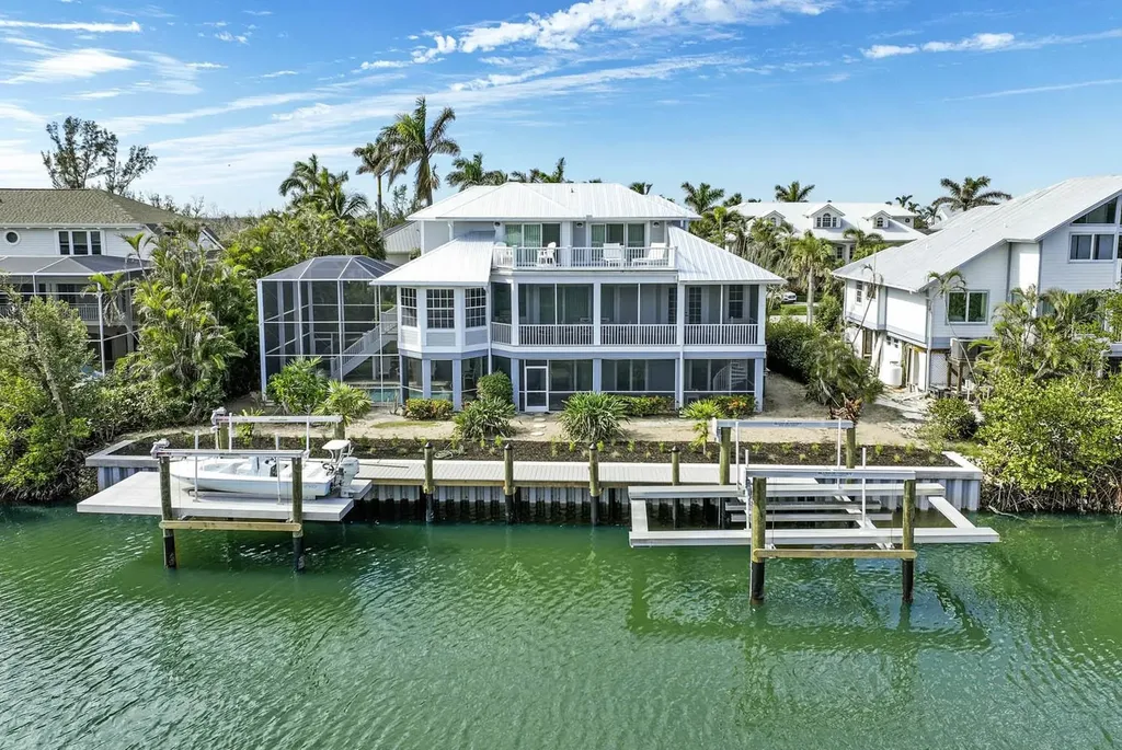 1656 Hibiscus Drive Sanibel FL 33957